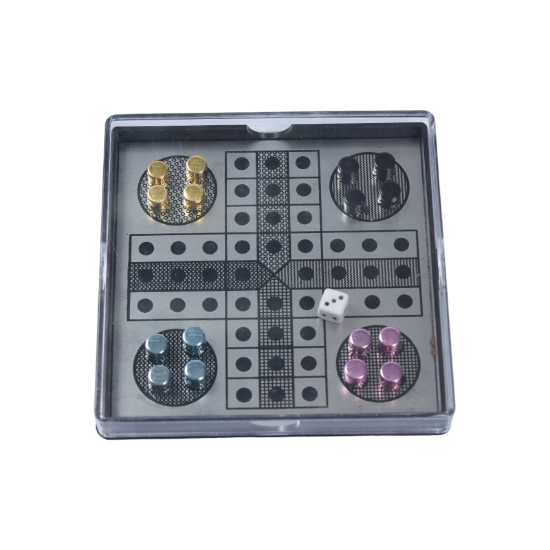 ชุดเกม Magnetic Metal Ludo ในกล่องอะคริลิคใส