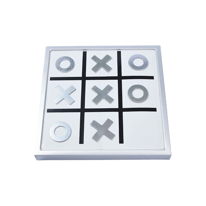 เกมเดสก์ท็อป Tic-Tac-Toe โลหะสมัยใหม่